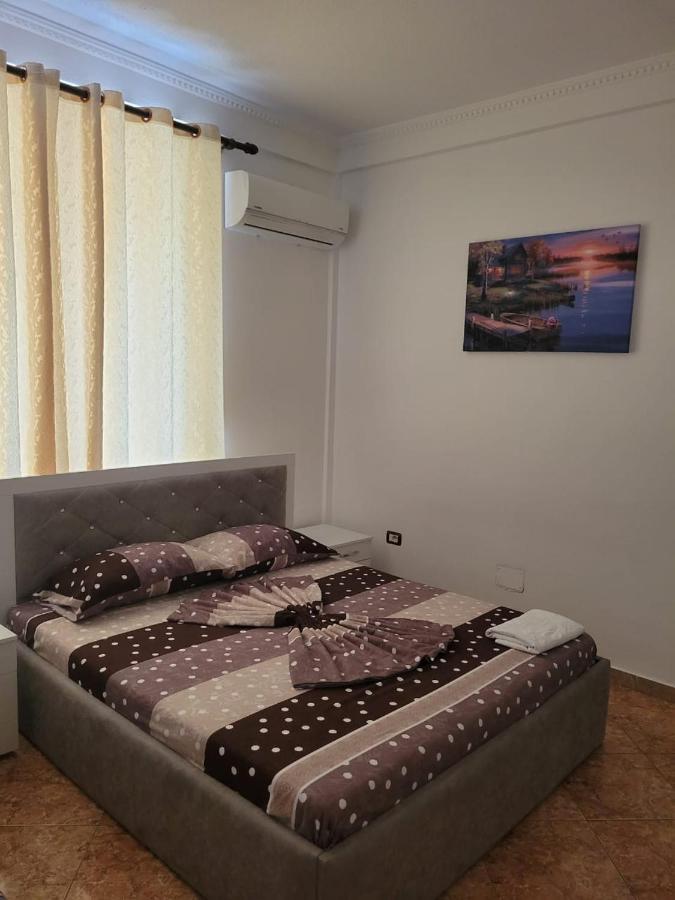 Hotel Reci Peshkopia Kültér fotó