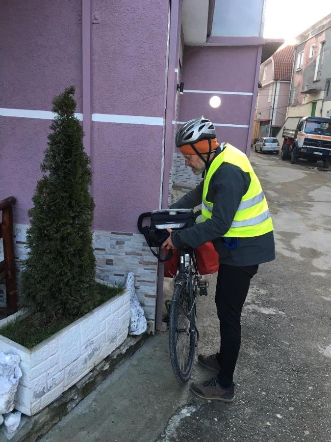 Hotel Reci Peshkopia Kültér fotó